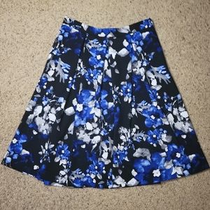 Tahari Size 12 Full A-line Skirt Floral Blue Lined Thick Midi Maxi Formal